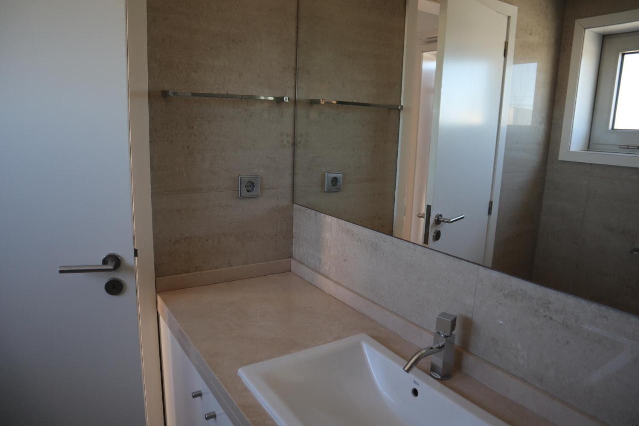 גיאה Villa Dos Salgados, 5Bdr, Beach Front, Near Salgados Golf Club מראה חיצוני תמונה
