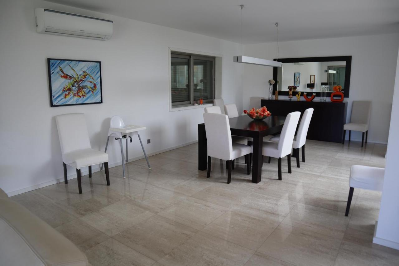 גיאה Villa Dos Salgados, 5Bdr, Beach Front, Near Salgados Golf Club מראה חיצוני תמונה
