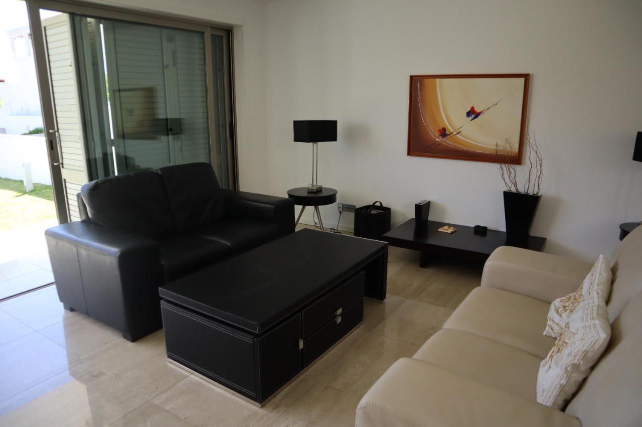 גיאה Villa Dos Salgados, 5Bdr, Beach Front, Near Salgados Golf Club מראה חיצוני תמונה