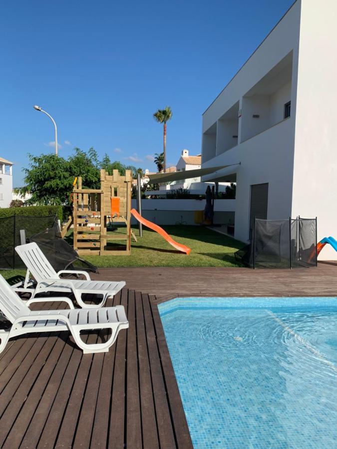 גיאה Villa Dos Salgados, 5Bdr, Beach Front, Near Salgados Golf Club מראה חיצוני תמונה